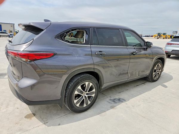 2023 TOYOTA HIGHLANDER