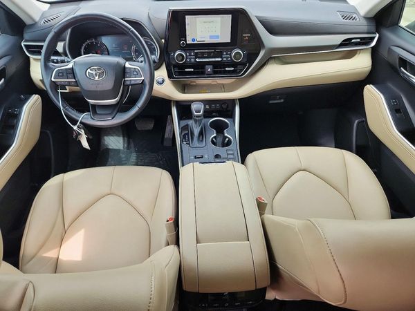 2023 TOYOTA HIGHLANDER