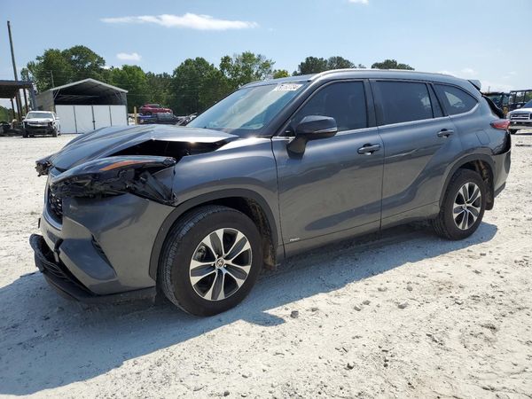2023 TOYOTA HIGHLANDER