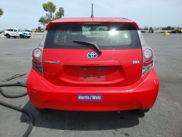 2014 TOYOTA PRIUS — DIRR