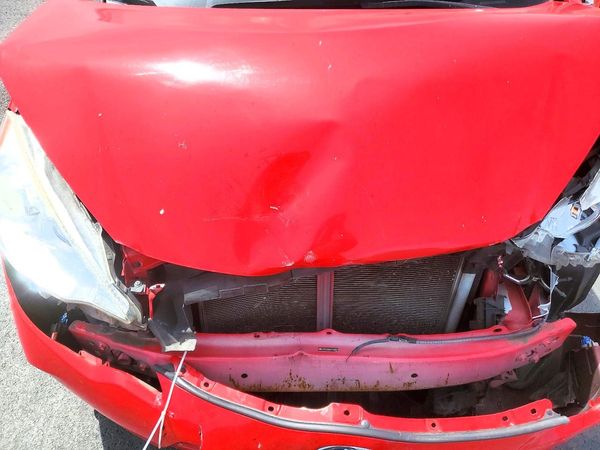 2014 TOYOTA PRIUS — Engine bay