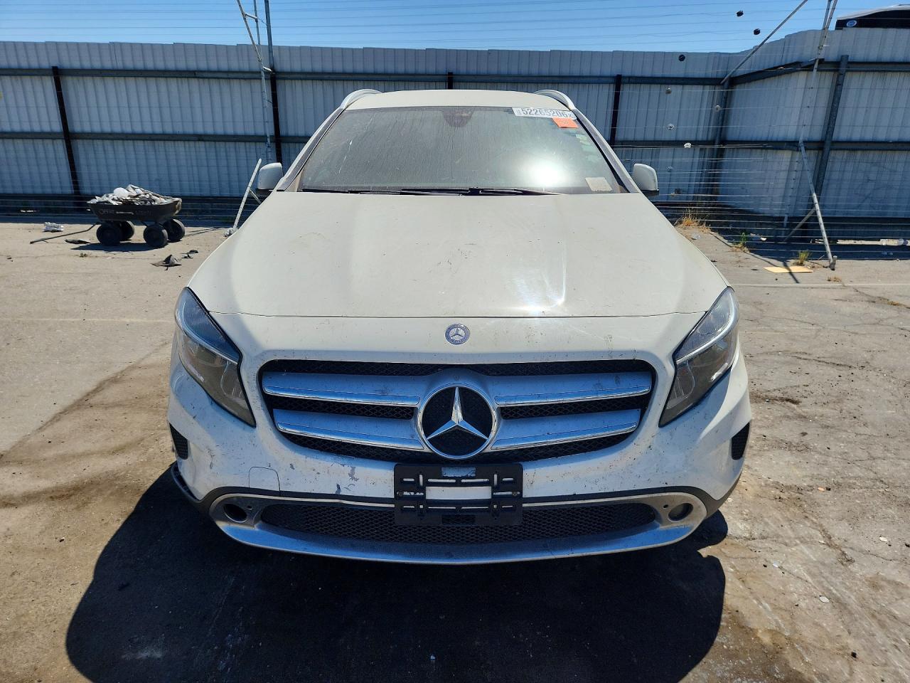 2016 MERCEDES-BENZ GLA