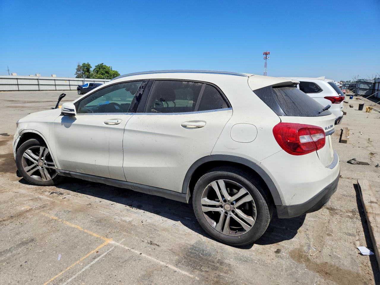 2016 MERCEDES-BENZ GLA