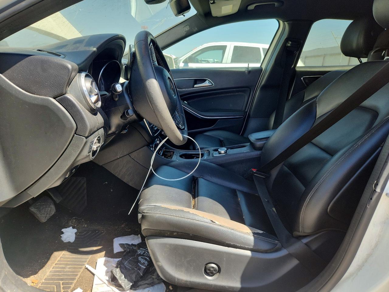 2016 MERCEDES-BENZ GLA