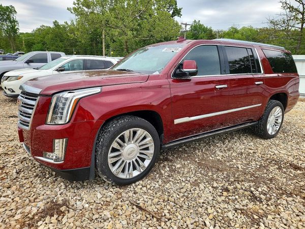 2017 CADILLAC ESCALADE ESV Platinum