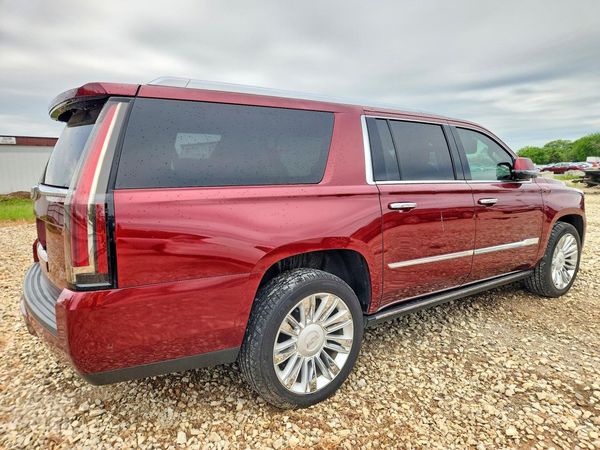 2017 CADILLAC ESCALADE ESV Platinum