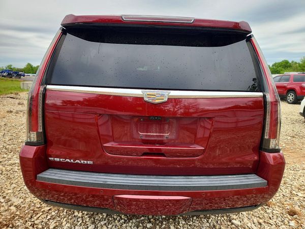 2017 CADILLAC ESCALADE ESV Platinum