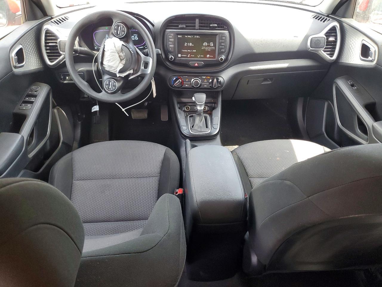 2025 KIA SOUL LX, S