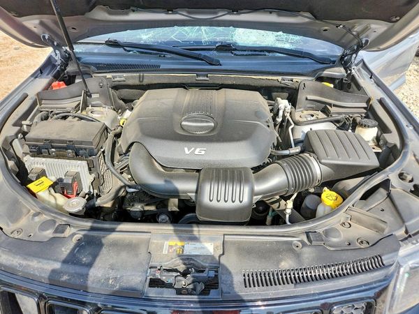 2015 JEEP GRAND CHEROKEE LAREDO 4X4