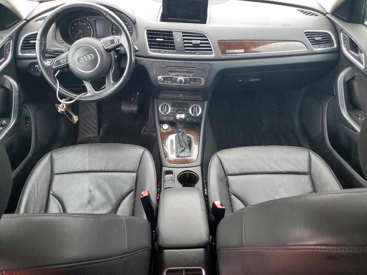 2015 AUDI Q3 quattro Premium Plus