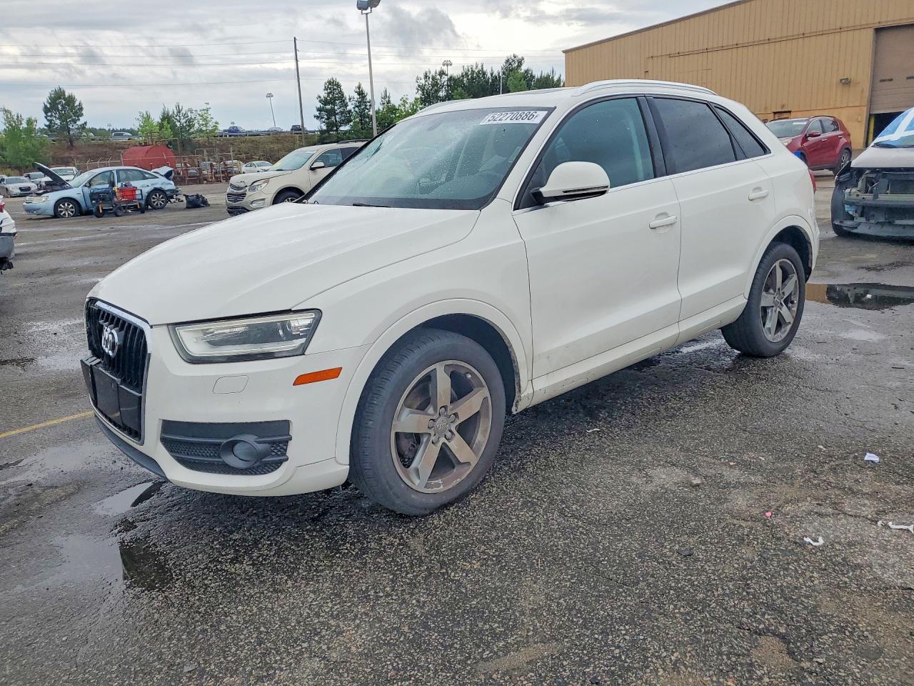 2015 AUDI Q3 quattro Premium Plus