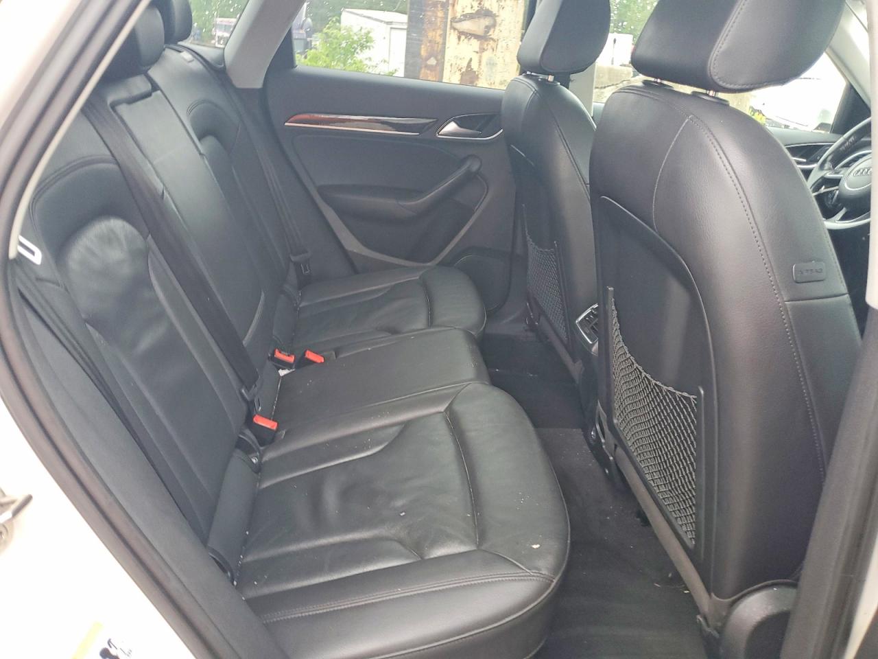 2015 AUDI Q3 quattro Premium Plus