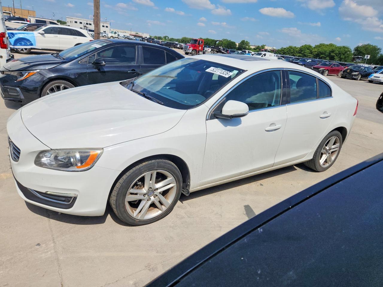 2015 VOLVO S60 Premier (non R design)