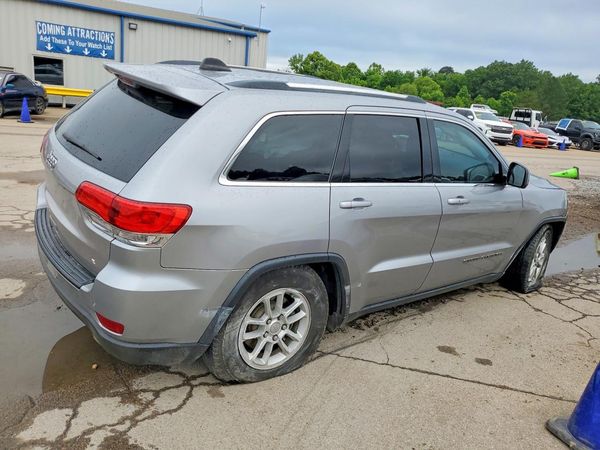 2019 JEEP GRAND CHEROKEE LAREDO 4X2