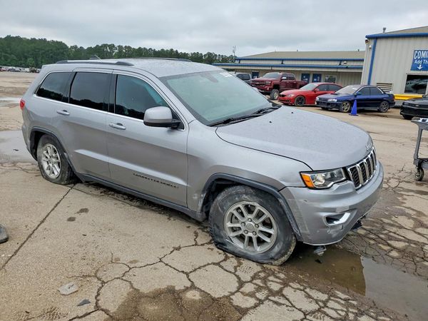 2019 JEEP GRAND CHEROKEE LAREDO 4X2