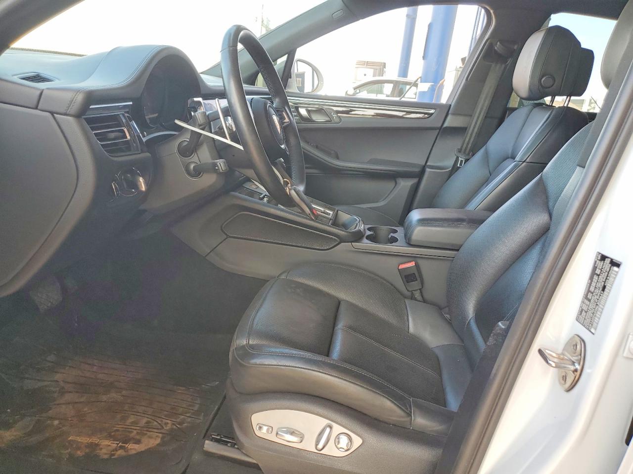 2022 PORSCHE MACAN S