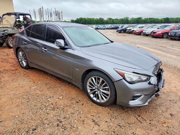 2018 INFINITI Q50