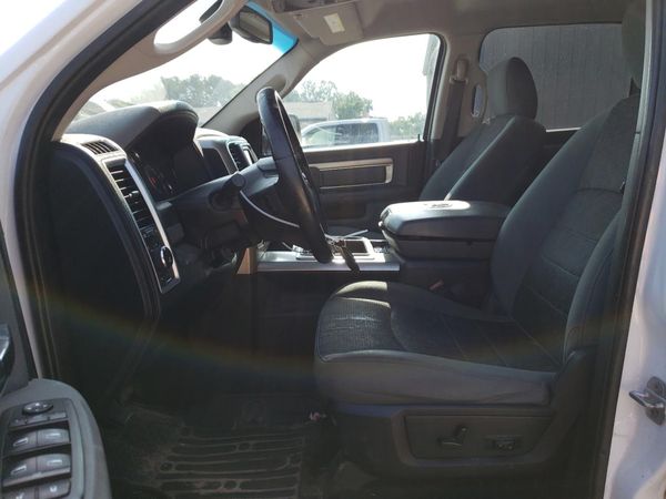 2015 RAM 1500 SLT