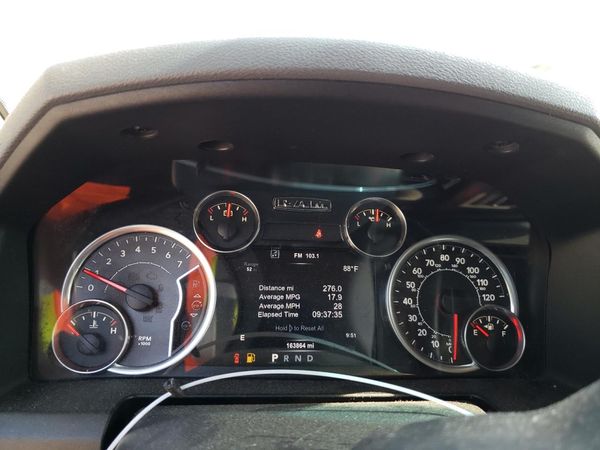 2015 RAM 1500 SLT