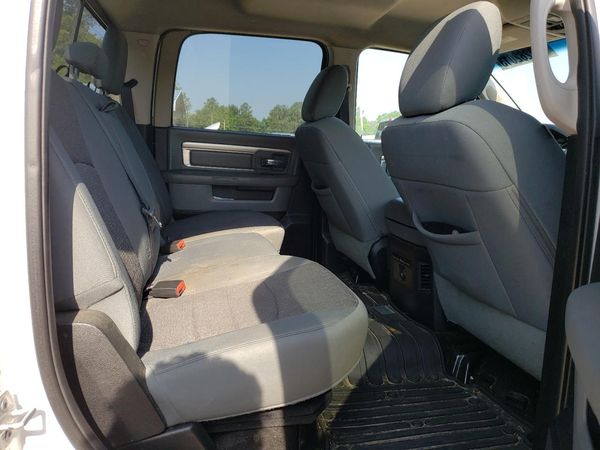 2015 RAM 1500 SLT
