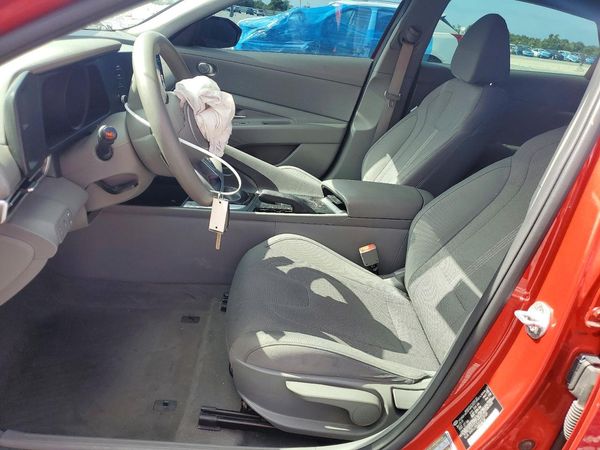 2021 HYUNDAI ELANTRA