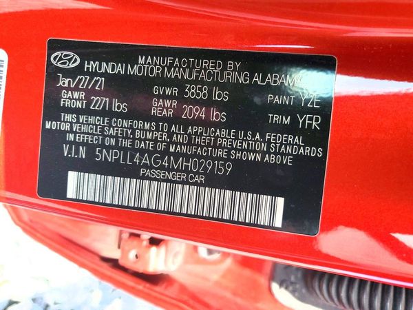 2021 HYUNDAI ELANTRA