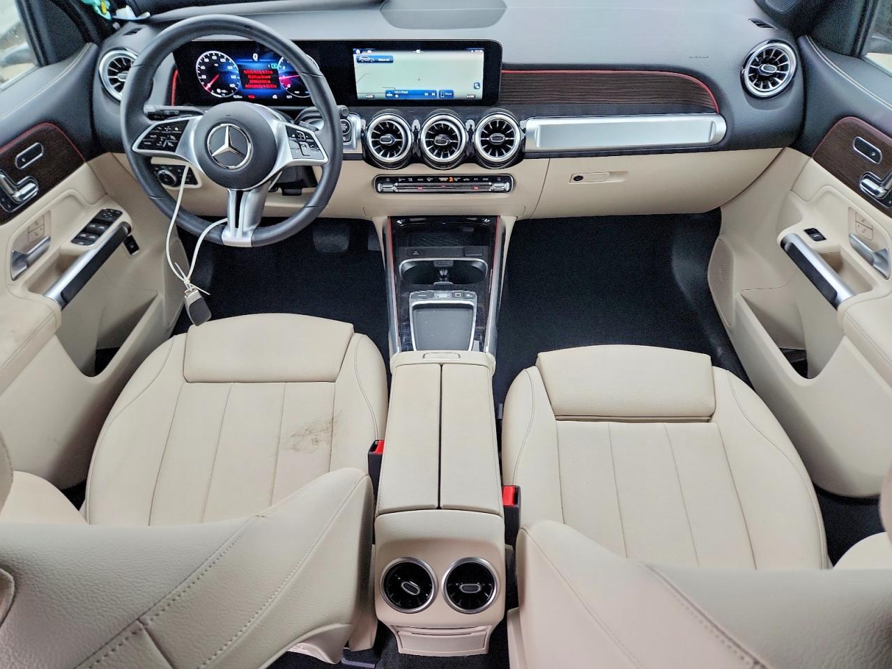 2025 MERCEDES-BENZ GLB