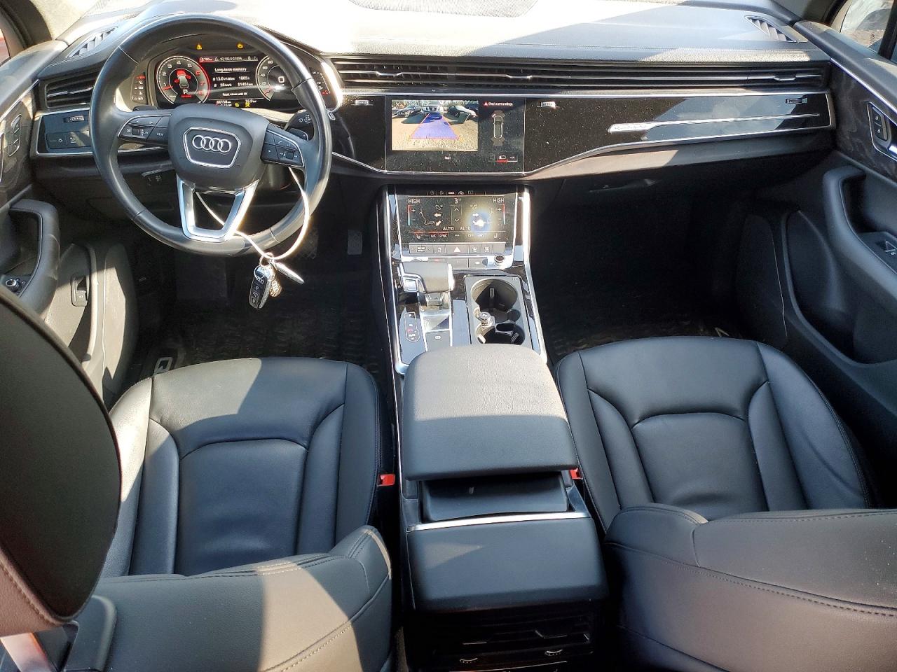 2023 AUDI Q7 quattro Komfort