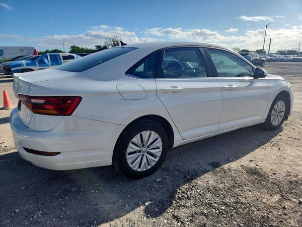 2019 VOLKSWAGEN JETTA S, SE, R-Line