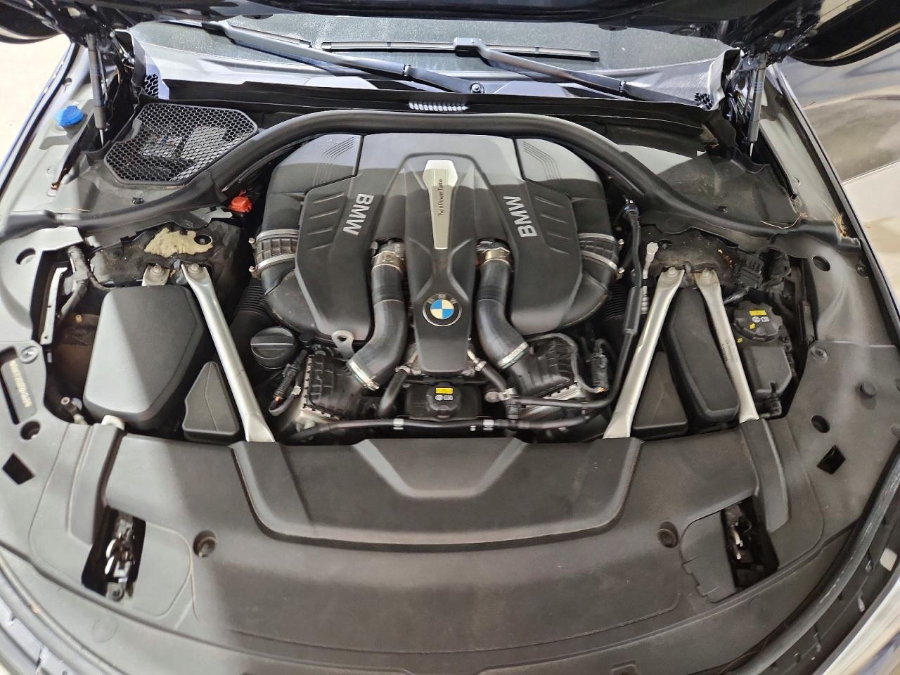 2019 BMW 750 xDrive