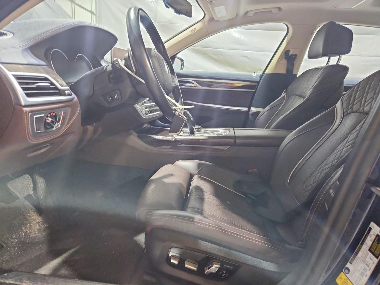 2019 BMW 750 xDrive
