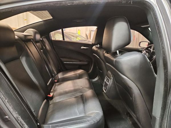 2015 DODGE CHARGER SXT