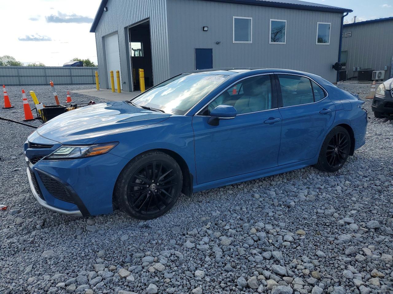 2023 TOYOTA CAMRY