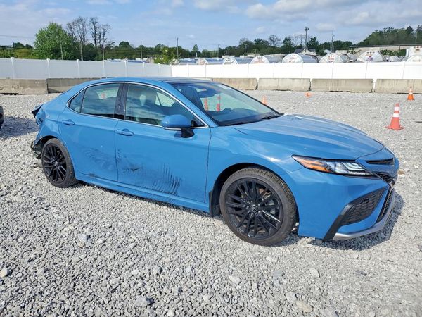 2023 TOYOTA CAMRY