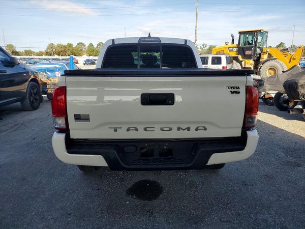 2017 TOYOTA TACOMA SR/SR5