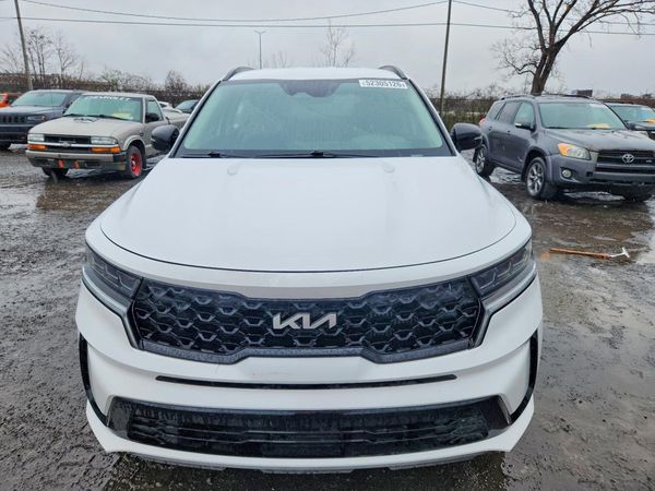 2022 KIA SORENTO