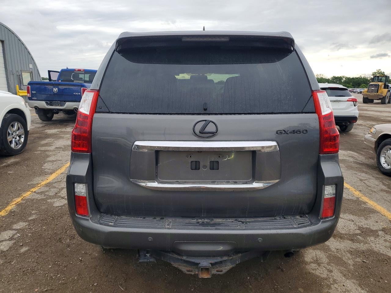 2011 LEXUS GX 460 Base