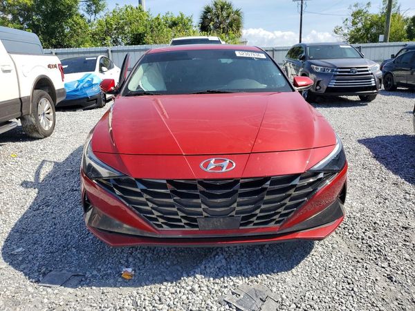 2022 HYUNDAI ELANTRA
