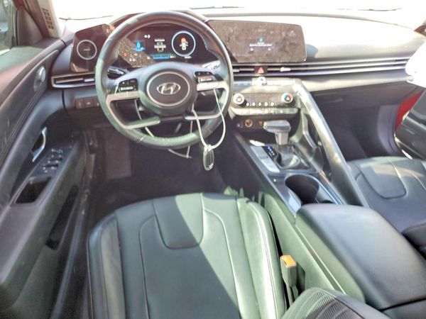 2022 HYUNDAI ELANTRA