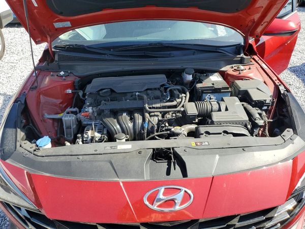2022 HYUNDAI ELANTRA