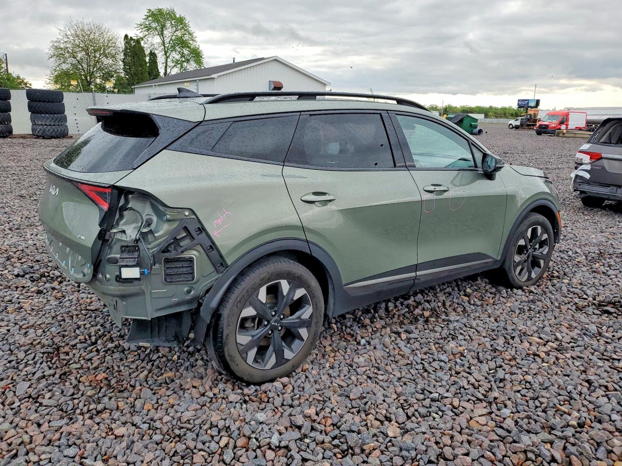 2024 KIA SPORTAGE X-LINE