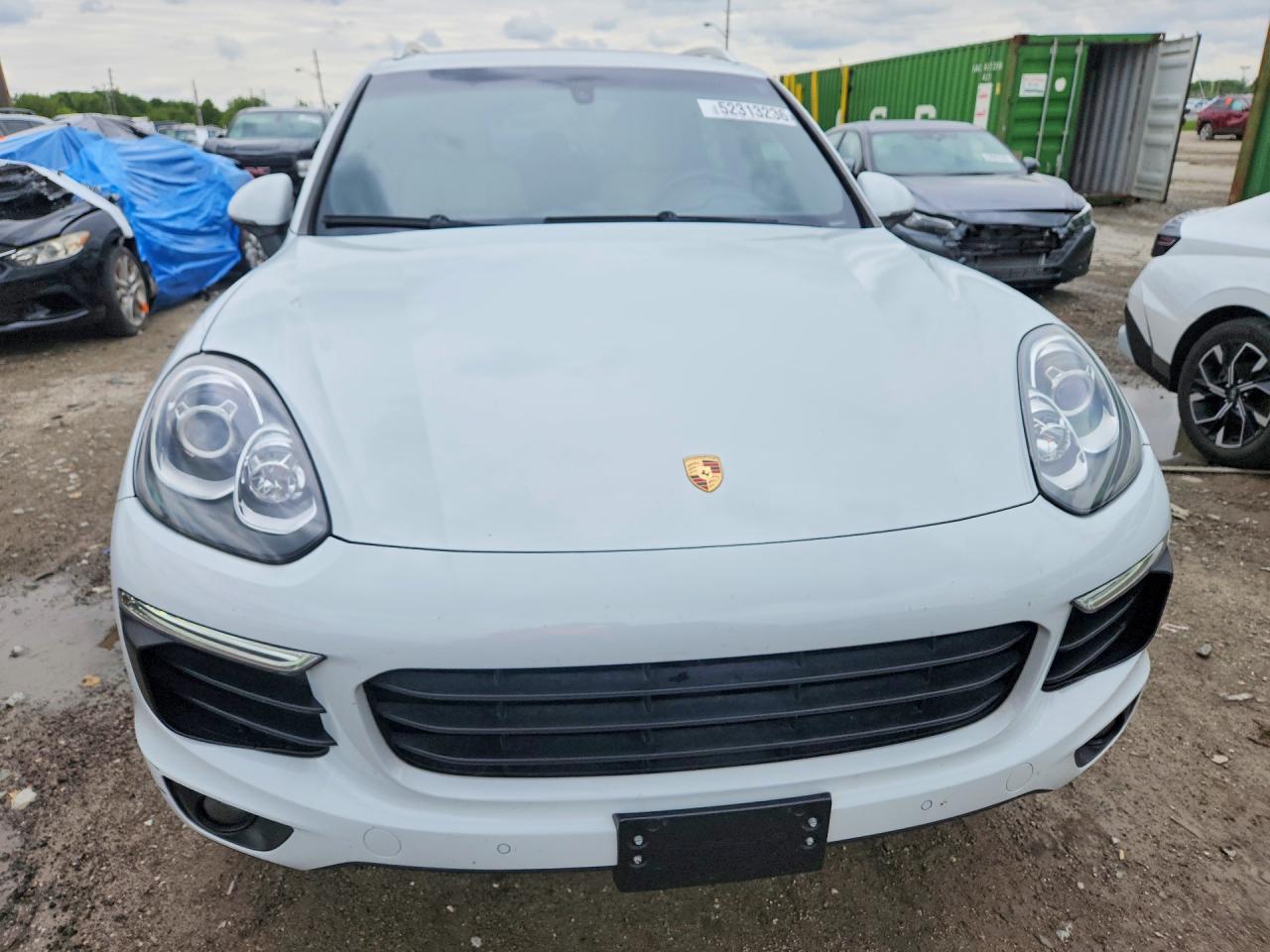 2016 PORSCHE CAYENNE