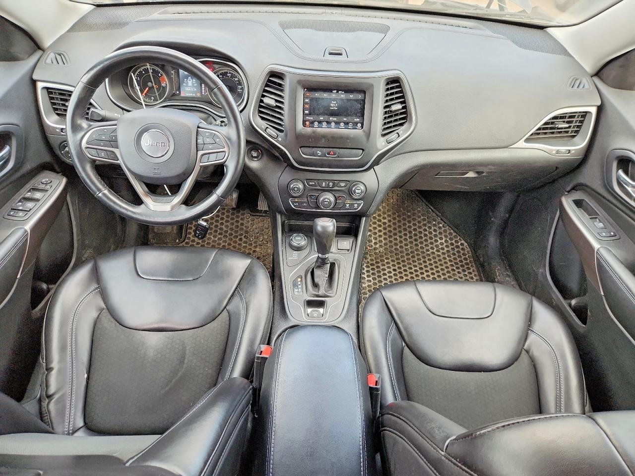2019 JEEP CHEROKEE LATITUDE PLUS 4X4