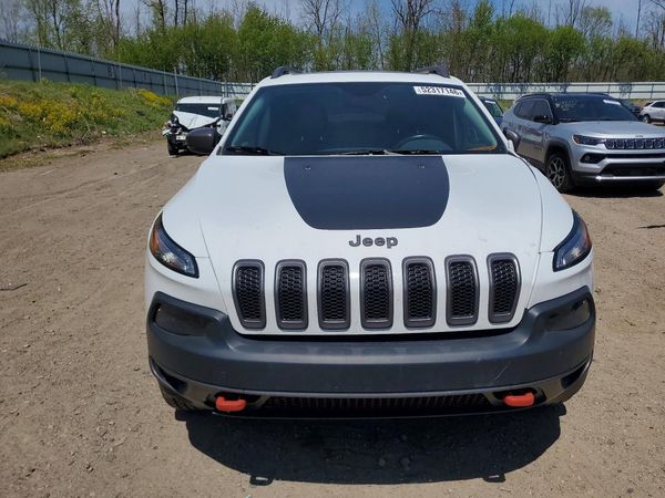 2015 JEEP CHEROKEE TRAILHAWK 4X4