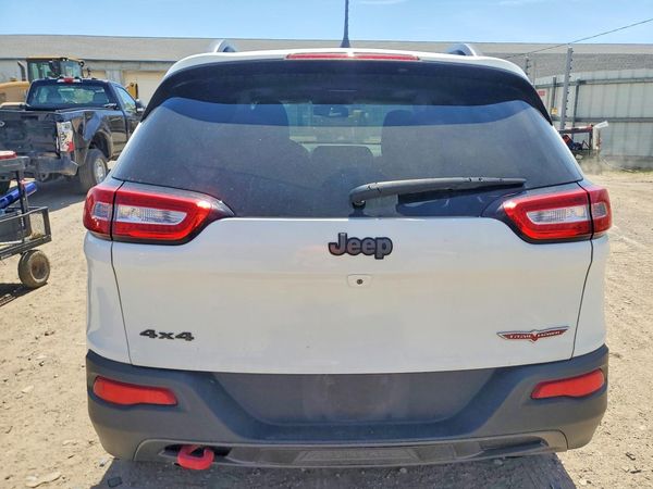 2015 JEEP CHEROKEE TRAILHAWK 4X4