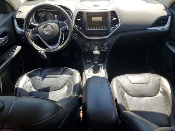 2015 JEEP CHEROKEE TRAILHAWK 4X4