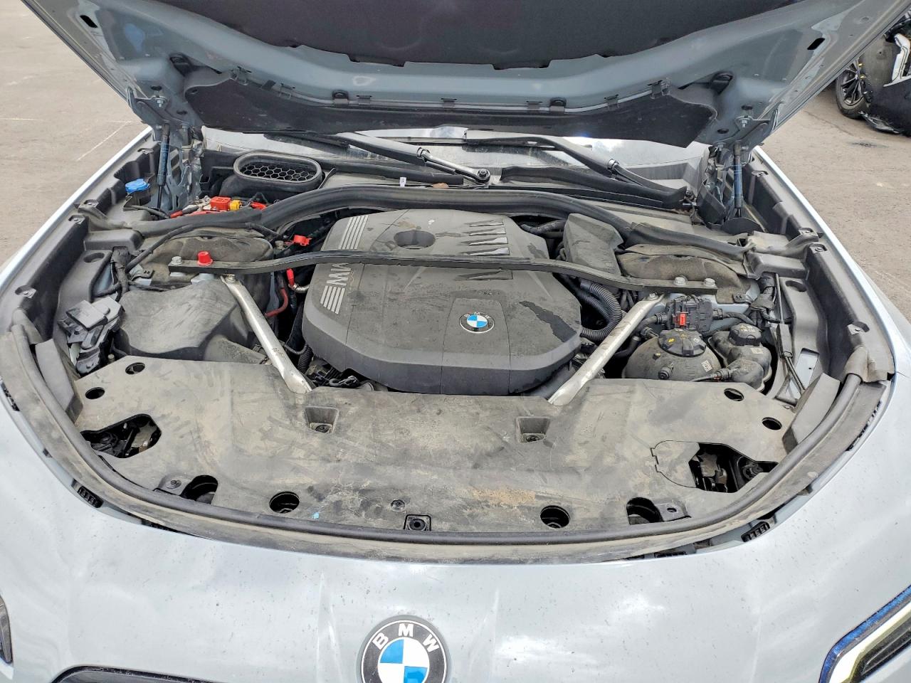 2023 BMW 740I