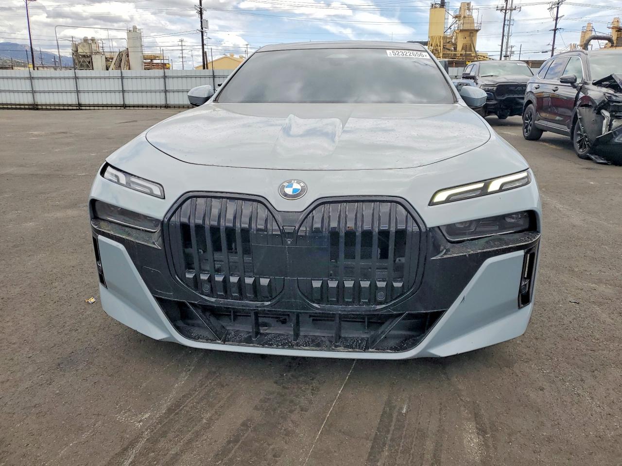 2023 BMW 740I