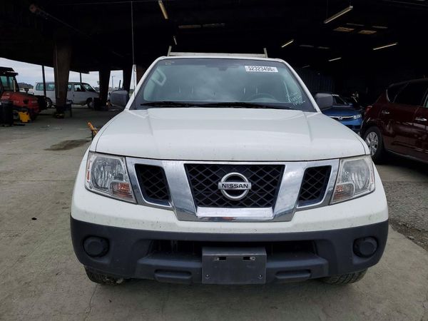 2020 NISSAN FRONTIER