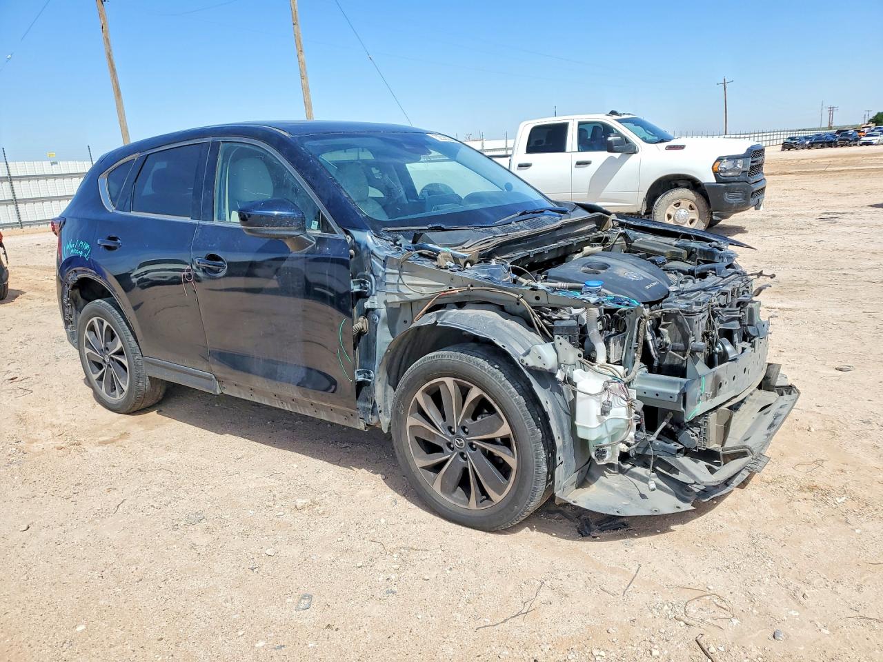 2022 MAZDA CX-5 Premium Package